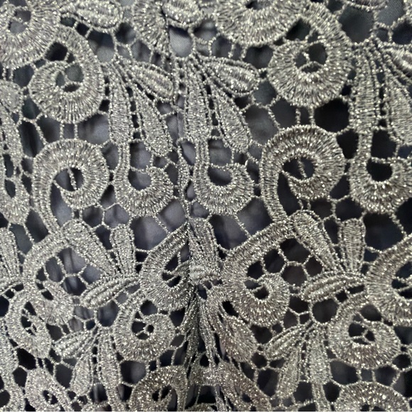 Adrianna Papell Purple Midi Dress with Elegant Design - Picture 2 of 4